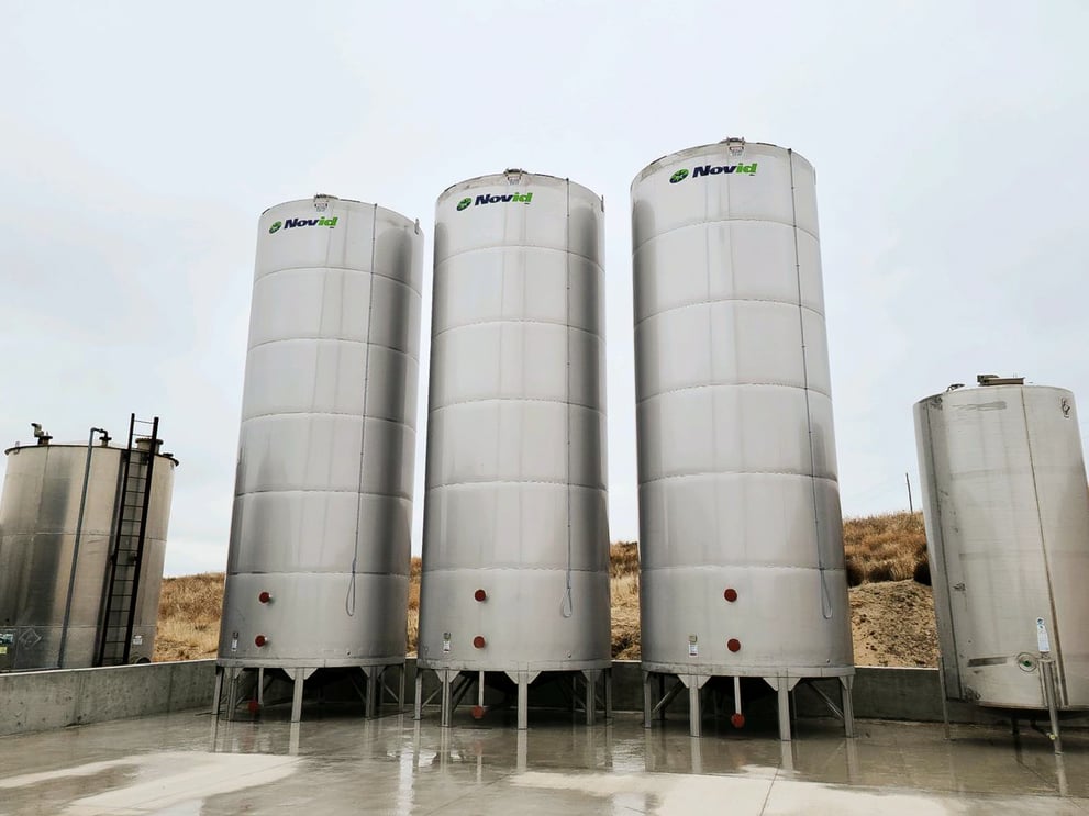Novid Inc. | Stainless Steel Cone Bottom Liquid Bulk Storage Tanks