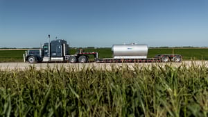 novid stainless steel nurse tank on flat deck trailer-17